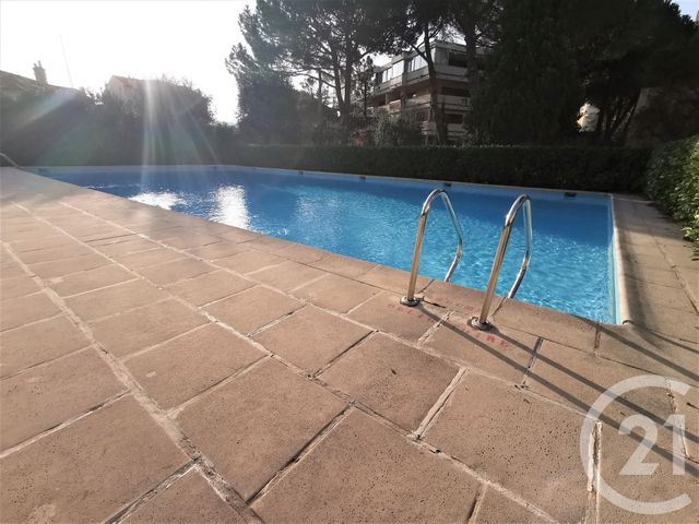 Appartement F4 à vendre - 4 pièces - 92.0 m2 - LE CANNET - 06 - PROVENCE-ALPES-COTE-D-AZUR - Century 21 Les Clés Du Sud
