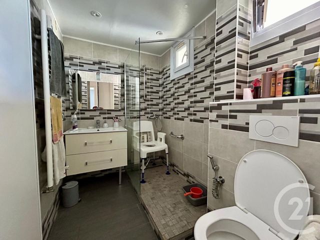 Appartement F4 à vendre - 4 pièces - 62.0 m2 - LE CANNET - 06 - PROVENCE-ALPES-COTE-D-AZUR - Century 21 Les Clés Du Sud