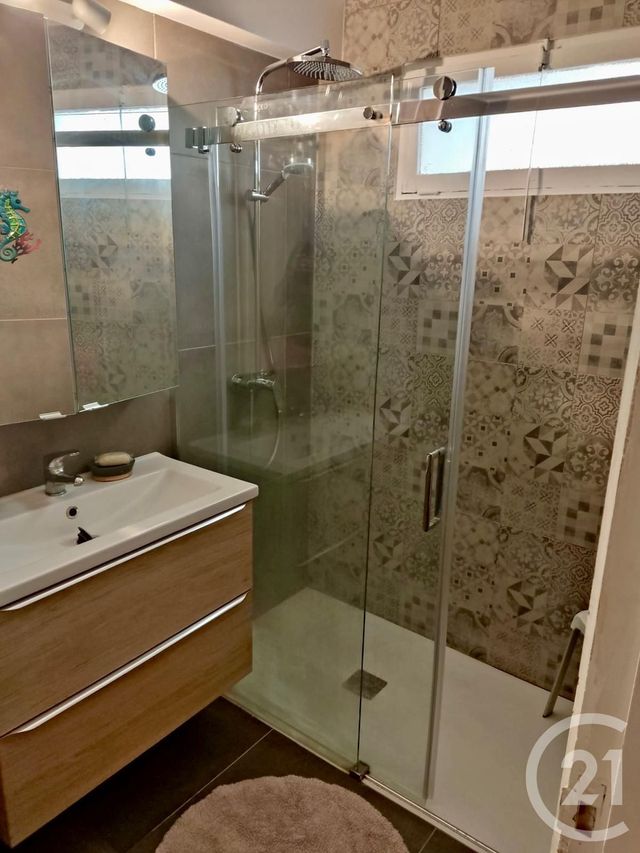 Afficher la photo en grand Appartement F3 à vendre - 3 pièces - 76.0 m2 - CANNES - 06 - PROVENCE-ALPES-COTE-D-AZUR - Century 21 Les Clés Du Sud