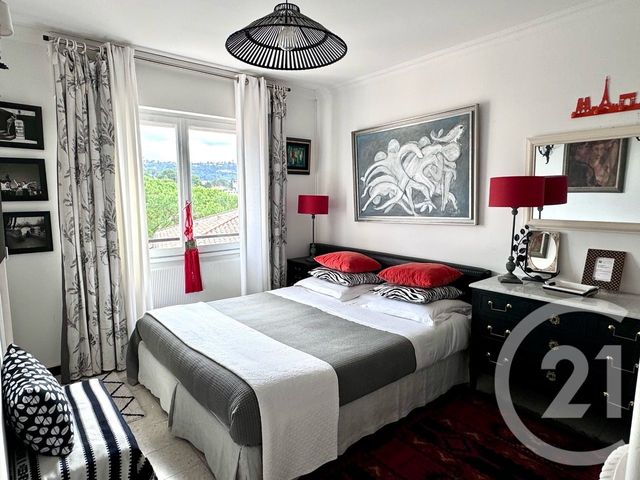 Afficher la photo en grand Appartement F3 à vendre - 3 pièces - 83.01 m2 - LE CANNET - 06 - PROVENCE-ALPES-COTE-D-AZUR - Century 21 Les Clés Du Sud