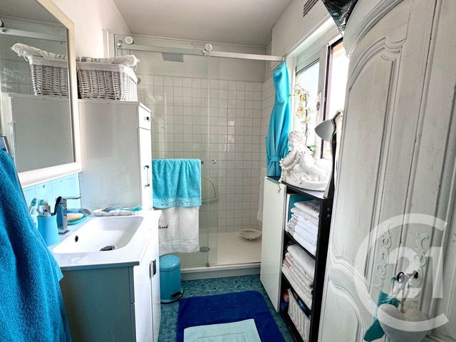 Afficher la photo en grand Appartement F3 à vendre - 3 pièces - 83.01 m2 - LE CANNET - 06 - PROVENCE-ALPES-COTE-D-AZUR - Century 21 Les Clés Du Sud