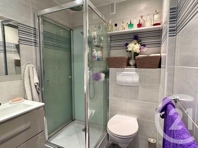 Afficher la photo en grand Appartement F3 à vendre - 3 pièces - 83.01 m2 - LE CANNET - 06 - PROVENCE-ALPES-COTE-D-AZUR - Century 21 Les Clés Du Sud