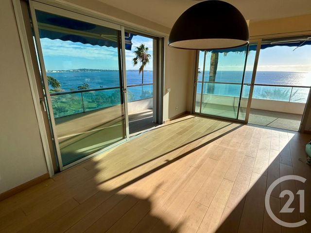 Appartement F4 à vendre - 4 pièces - 176.0 m2 - VALLAURIS - 06 - PROVENCE-ALPES-COTE-D-AZUR - Century 21 Les Clés Du Sud