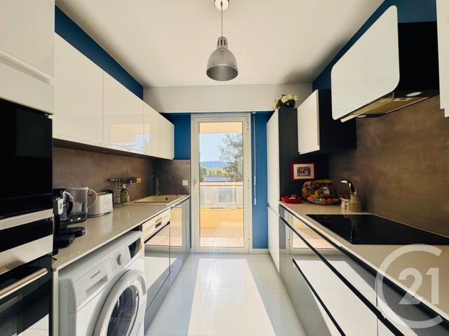 Appartement F3 à vendre - 3 pièces - 85.05 m2 - LE CANNET - 06 - PROVENCE-ALPES-COTE-D-AZUR - Century 21 Les Clés Du Sud