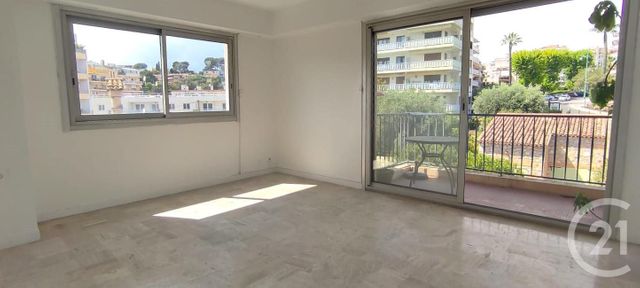 Appartement F2 à louer LE CANNET