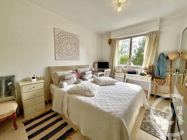 Appartement F4 à vendre - 4 pièces - 79.37 m2 - LE CANNET - 06 - PROVENCE-ALPES-COTE-D-AZUR - Century 21 Les Clés Du Sud