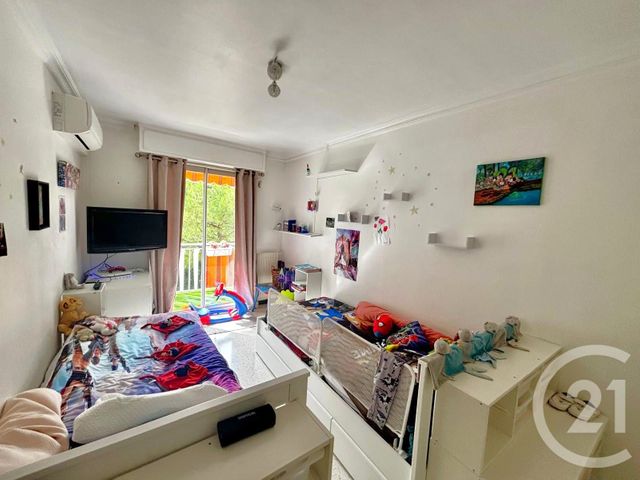Appartement F4 à vendre - 4 pièces - 79.37 m2 - LE CANNET - 06 - PROVENCE-ALPES-COTE-D-AZUR - Century 21 Les Clés Du Sud