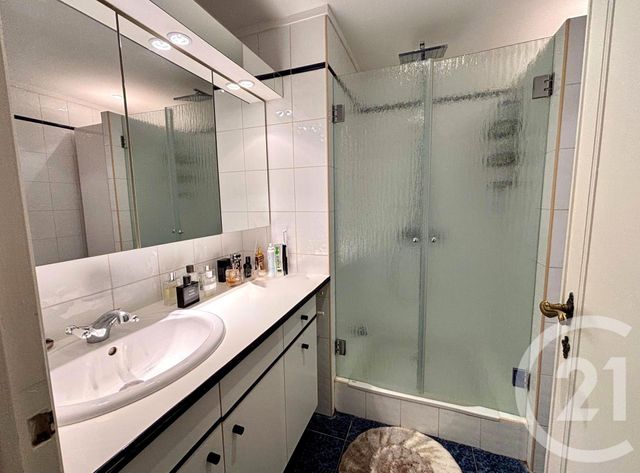 Appartement F4 à vendre - 4 pièces - 122.01 m2 - LE CANNET - 06 - PROVENCE-ALPES-COTE-D-AZUR - Century 21 Les Clés Du Sud