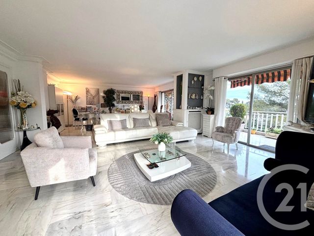 Appartement F4 à vendre - 4 pièces - 122.01 m2 - LE CANNET - 06 - PROVENCE-ALPES-COTE-D-AZUR - Century 21 Les Clés Du Sud