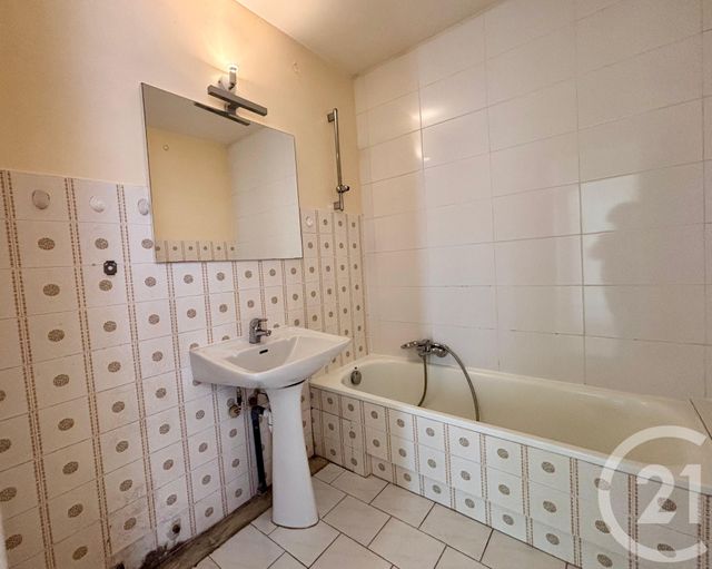 Appartement F2 à vendre - 2 pièces - 48.27 m2 - LE CANNET - 06 - PROVENCE-ALPES-COTE-D-AZUR - Century 21 Les Clés Du Sud