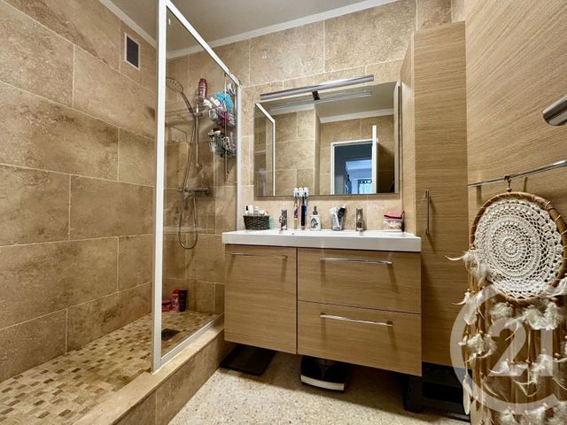 Appartement F4 à vendre - 4 pièces - 79.37 m2 - LE CANNET - 06 - PROVENCE-ALPES-COTE-D-AZUR - Century 21 Les Clés Du Sud