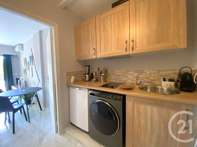 Appartement F1 à vendre - 1 pièce - 24.1 m2 - LE CANNET - 06 - PROVENCE-ALPES-COTE-D-AZUR - Century 21 Les Clés Du Sud