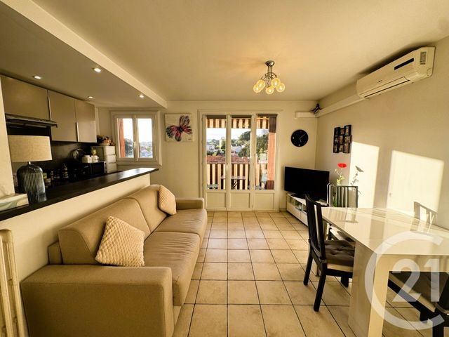 Appartement F2 à vendre - 2 pièces - 39.95 m2 - LE CANNET - 06 - PROVENCE-ALPES-COTE-D-AZUR - Century 21 Les Clés Du Sud