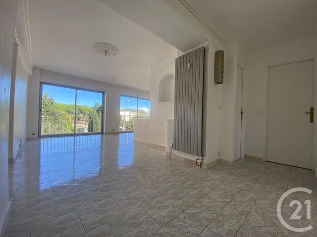 Appartement F3 à louer LE CANNET