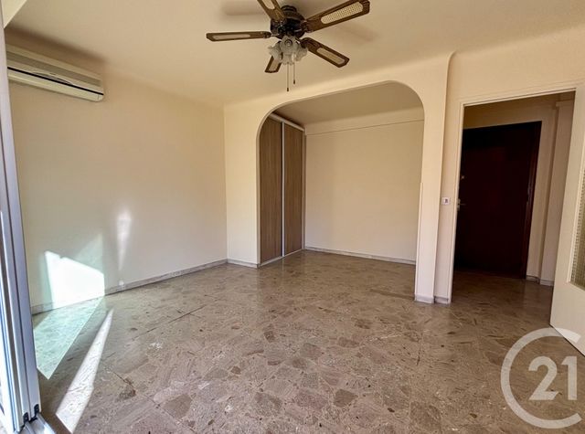 Appartement F1 à vendre - 1 pièce - 30.36 m2 - LE CANNET - 06 - PROVENCE-ALPES-COTE-D-AZUR - Century 21 Les Clés Du Sud