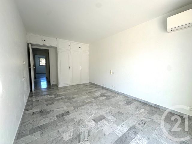 Appartement F3 à louer - 3 pièces - 75.81 m2 - LE CANNET - 06 - PROVENCE-ALPES-COTE-D-AZUR - Century 21 Les Clés Du Sud