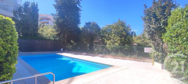 Appartement F3 à louer LE CANNET