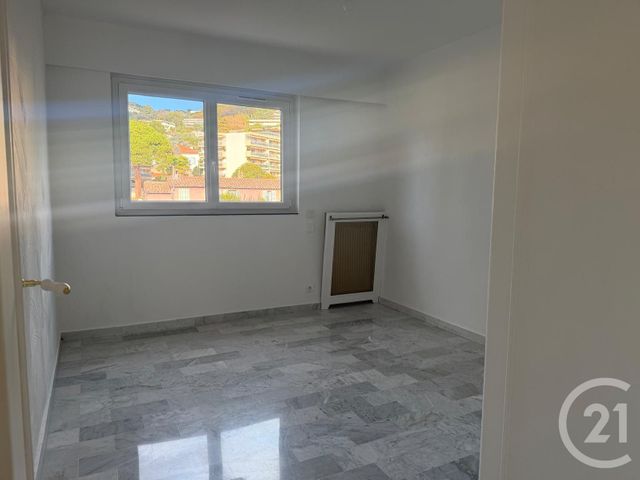 Appartement F3 à louer - 3 pièces - 75.81 m2 - LE CANNET - 06 - PROVENCE-ALPES-COTE-D-AZUR - Century 21 Les Clés Du Sud