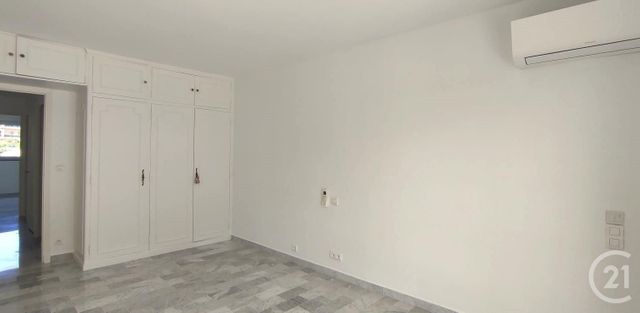Appartement F3 à louer - 3 pièces - 75.81 m2 - LE CANNET - 06 - PROVENCE-ALPES-COTE-D-AZUR - Century 21 Les Clés Du Sud