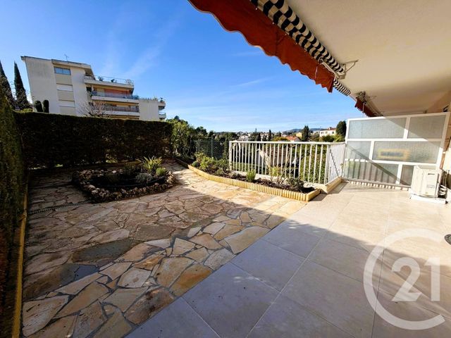 Appartement F3 à louer LE CANNET