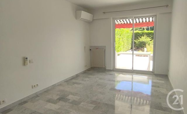 Appartement F3 à louer - 3 pièces - 75.81 m2 - LE CANNET - 06 - PROVENCE-ALPES-COTE-D-AZUR - Century 21 Les Clés Du Sud