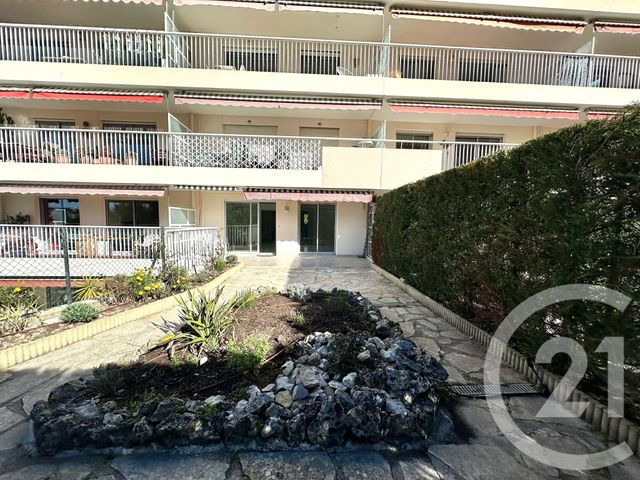 Appartement F3 à louer - 3 pièces - 75.81 m2 - LE CANNET - 06 - PROVENCE-ALPES-COTE-D-AZUR - Century 21 Les Clés Du Sud