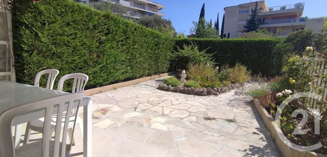 Appartement F3 à louer - 3 pièces - 75.81 m2 - LE CANNET - 06 - PROVENCE-ALPES-COTE-D-AZUR - Century 21 Les Clés Du Sud