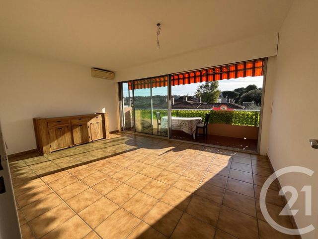 Appartement F4 à vendre - 4 pièces - 85.8 m2 - LE CANNET - 06 - PROVENCE-ALPES-COTE-D-AZUR - Century 21 Les Clés Du Sud