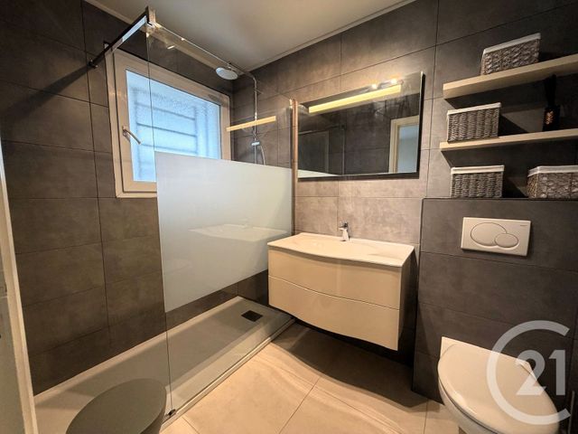 Appartement F3 à vendre - 3 pièces - 81.7 m2 - LE CANNET - 06 - PROVENCE-ALPES-COTE-D-AZUR - Century 21 Les Clés Du Sud