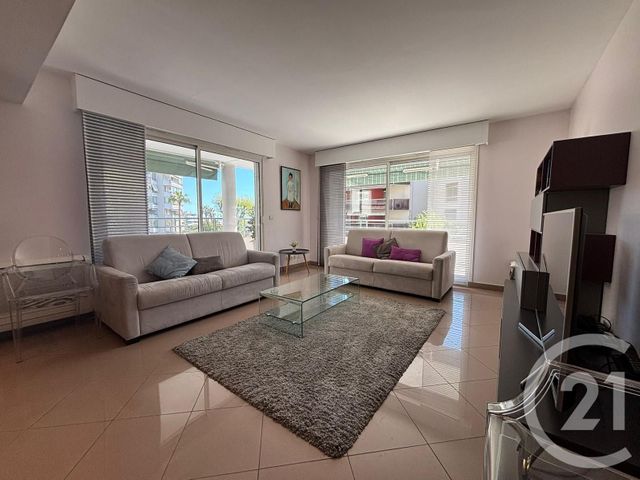 Appartement F3 à vendre - 3 pièces - 81.7 m2 - LE CANNET - 06 - PROVENCE-ALPES-COTE-D-AZUR - Century 21 Les Clés Du Sud