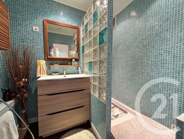 Appartement F4 à vendre - 4 pièces - 82.04 m2 - LE CANNET - 06 - PROVENCE-ALPES-COTE-D-AZUR - Century 21 Les Clés Du Sud