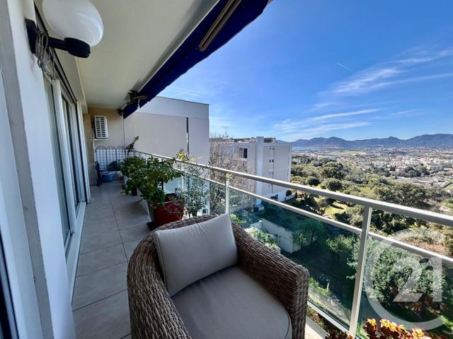 Appartement F4 à vendre - 4 pièces - 82.04 m2 - LE CANNET - 06 - PROVENCE-ALPES-COTE-D-AZUR - Century 21 Les Clés Du Sud