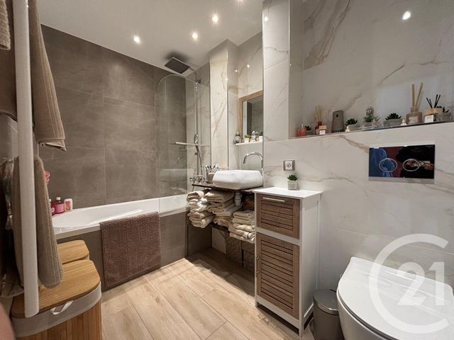 Appartement F4 à vendre - 4 pièces - 70.56 m2 - LE CANNET - 06 - PROVENCE-ALPES-COTE-D-AZUR - Century 21 Les Clés Du Sud