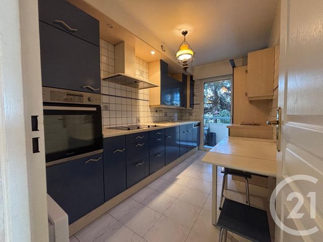 Appartement F3 à vendre - 3 pièces - 85.56 m2 - LE CANNET - 06 - PROVENCE-ALPES-COTE-D-AZUR - Century 21 Les Clés Du Sud