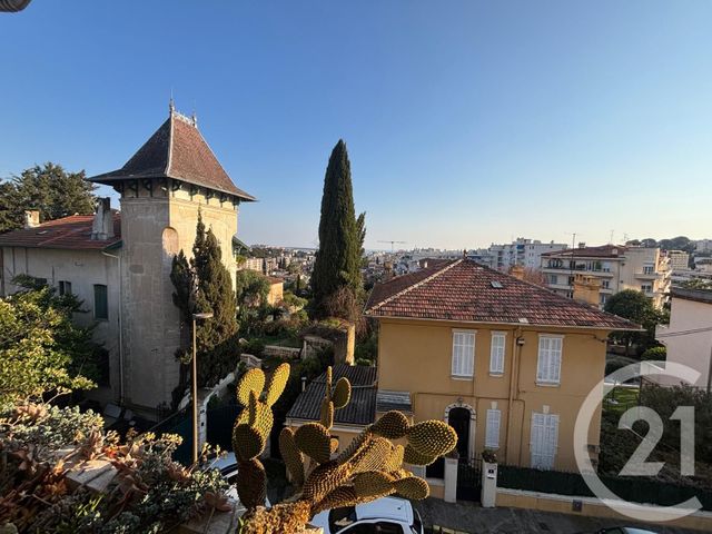 Appartement F3 à vendre - 3 pièces - 85.56 m2 - LE CANNET - 06 - PROVENCE-ALPES-COTE-D-AZUR - Century 21 Les Clés Du Sud