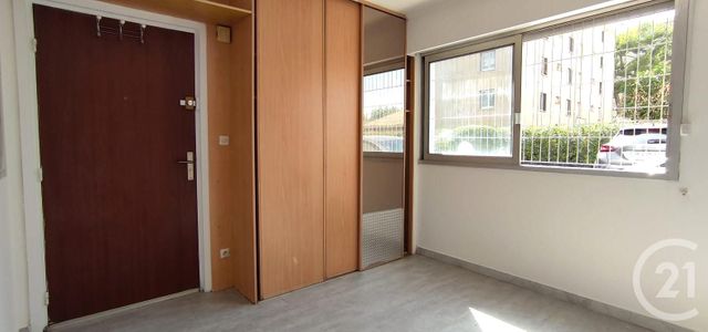 Appartement F1 à louer - 1 pièce - 15.22 m2 - LE CANNET - 06 - PROVENCE-ALPES-COTE-D-AZUR - Century 21 Les Clés Du Sud