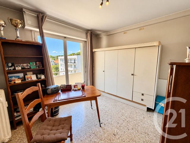 Appartement F4 à vendre - 4 pièces - 81.97 m2 - LE CANNET - 06 - PROVENCE-ALPES-COTE-D-AZUR - Century 21 Les Clés Du Sud