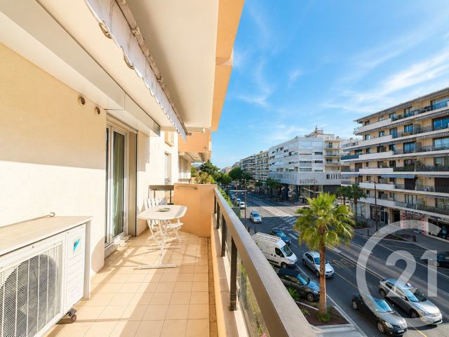 Appartement F2 à vendre - 2 pièces - 59.16 m2 - LE CANNET - 06 - PROVENCE-ALPES-COTE-D-AZUR - Century 21 Les Clés Du Sud