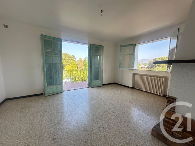 Appartement à louer - 3 pièces - 70.76 m2 - LE CANNET - 06 - PROVENCE-ALPES-COTE-D-AZUR - Century 21 Les Clés Du Sud