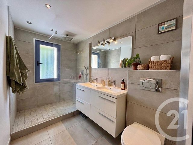 Appartement F3 à vendre - 3 pièces - 56.03 m2 - LE CANNET - 06 - PROVENCE-ALPES-COTE-D-AZUR - Century 21 Les Clés Du Sud