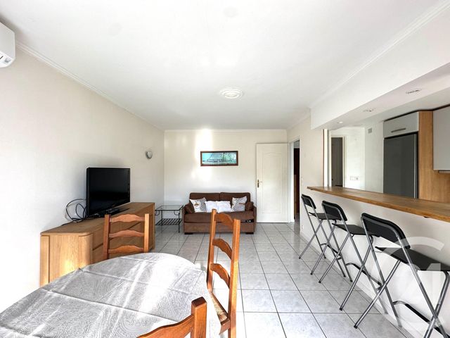 Appartement F2 à louer - 2 pièces - 43.0 m2 - LE CANNET - 06 - PROVENCE-ALPES-COTE-D-AZUR - Century 21 Les Clés Du Sud