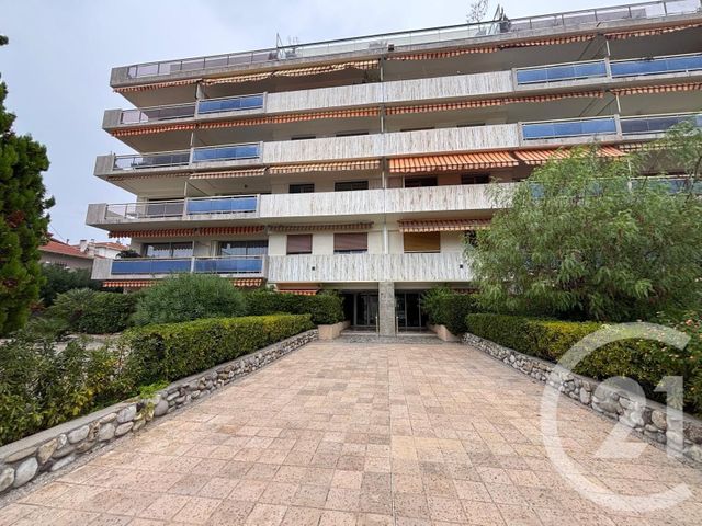 Appartement F1 à louer - 1 pièce - 17.67 m2 - CANNES - 06 - PROVENCE-ALPES-COTE-D-AZUR - Century 21 Les Clés Du Sud
