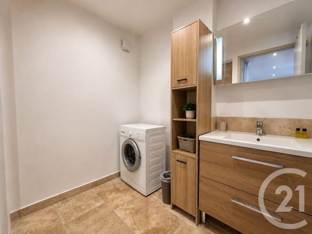 Appartement F3 à vendre - 3 pièces - 64.0 m2 - CANNES - 06 - PROVENCE-ALPES-COTE-D-AZUR - Century 21 Les Clés Du Sud
