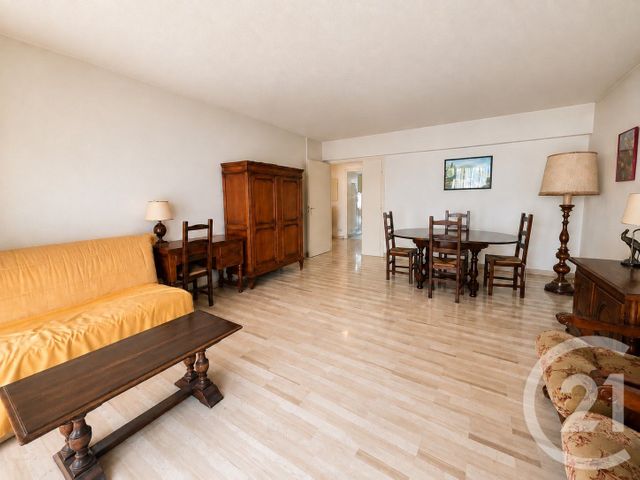Appartement F3 à vendre - 3 pièces - 71.2 m2 - LE CANNET - 06 - PROVENCE-ALPES-COTE-D-AZUR - Century 21 Les Clés Du Sud