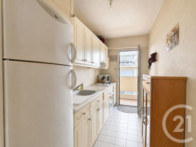 Appartement F3 à vendre - 3 pièces - 71.2 m2 - LE CANNET - 06 - PROVENCE-ALPES-COTE-D-AZUR - Century 21 Les Clés Du Sud