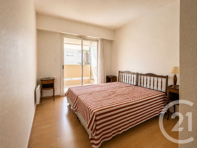 Appartement F3 à vendre - 3 pièces - 71.2 m2 - LE CANNET - 06 - PROVENCE-ALPES-COTE-D-AZUR - Century 21 Les Clés Du Sud