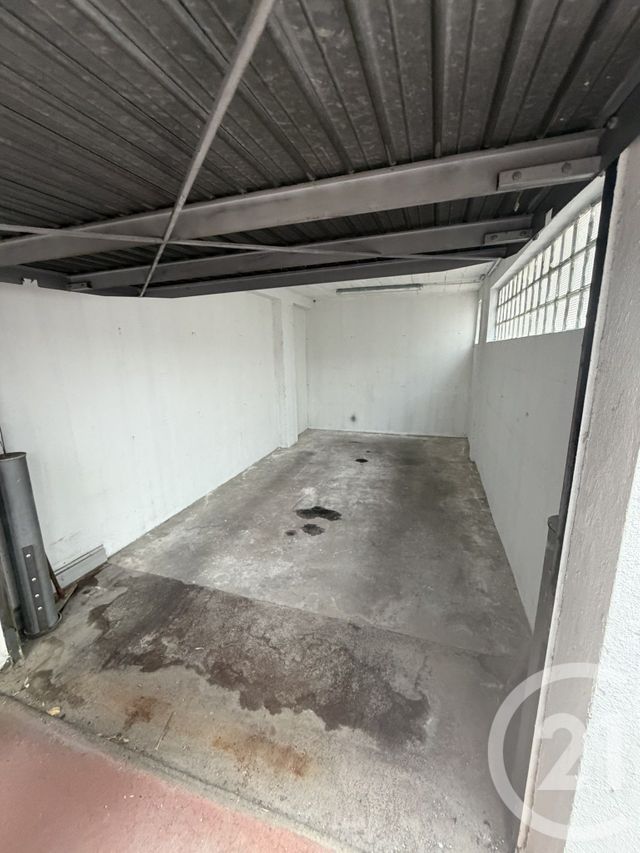 Parking à louer LE CANNET