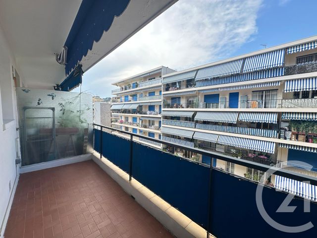Appartement Studio à louer - 1 pièce - 26.53 m2 - CANNES - 06 - PROVENCE-ALPES-COTE-D-AZUR - Century 21 Les Clés Du Sud