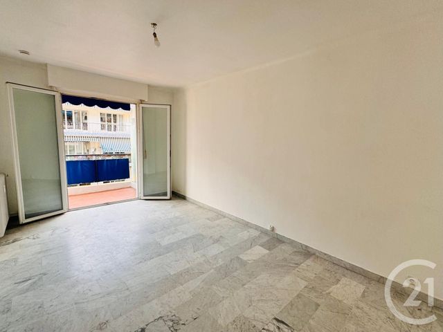 Appartement Studio à louer CANNES