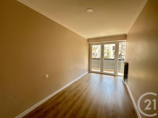 Appartement F3 à louer - 3 pièces - 64.69 m2 - LE CANNET - 06 - PROVENCE-ALPES-COTE-D-AZUR - Century 21 Les Clés Du Sud